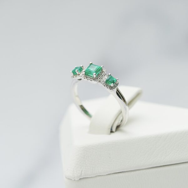 Emerald Trilogy Ring - Image 2