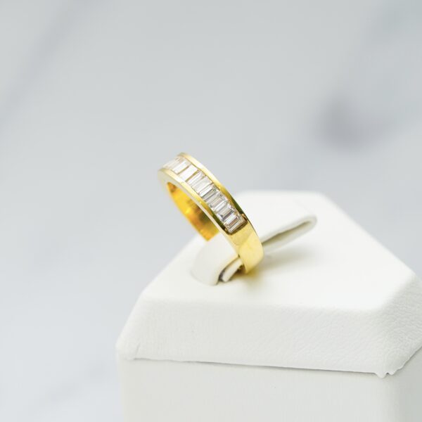 Baguette Cut Diamond Ring - Image 4