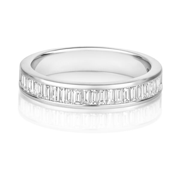 0.50ct Baguette Cut Diamond Chanel Ring W/G - Image 2
