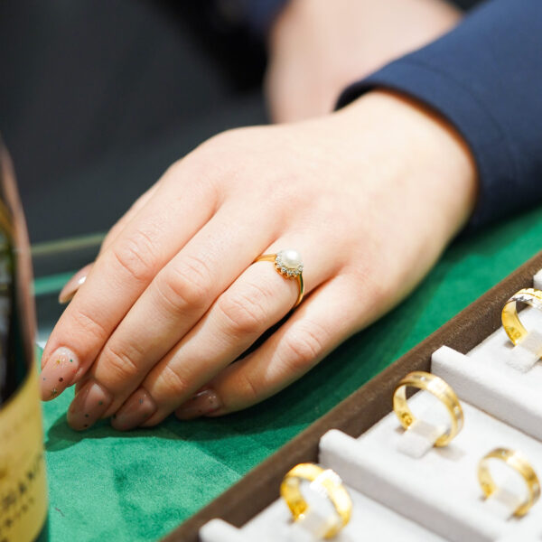 Diamond and Fresh Water Pearl Ring - Image 4