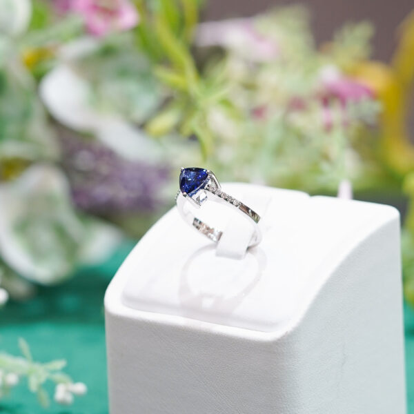 Trillion Cut Sapphire and Diamond Pave Ring - Image 2