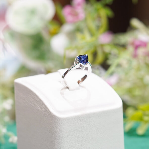 Trillion Cut Sapphire and Diamond Pave Ring - Image 3