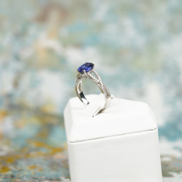 Oval Sapphire Ring with Diamond Pave Wave Band - Image 4