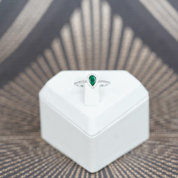 Emerald Drop Ring in White Gold - Image 2