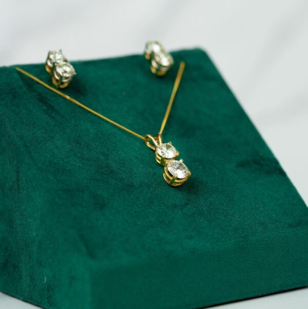 18ct Yellow Gold Two Diamond Drop Necklace - Image 4